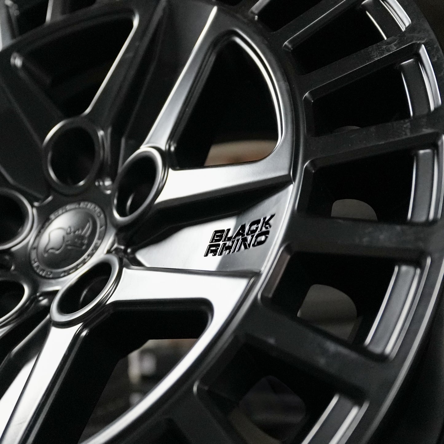 {INSTOCK} Original 18" Black Rhino Alston Rims