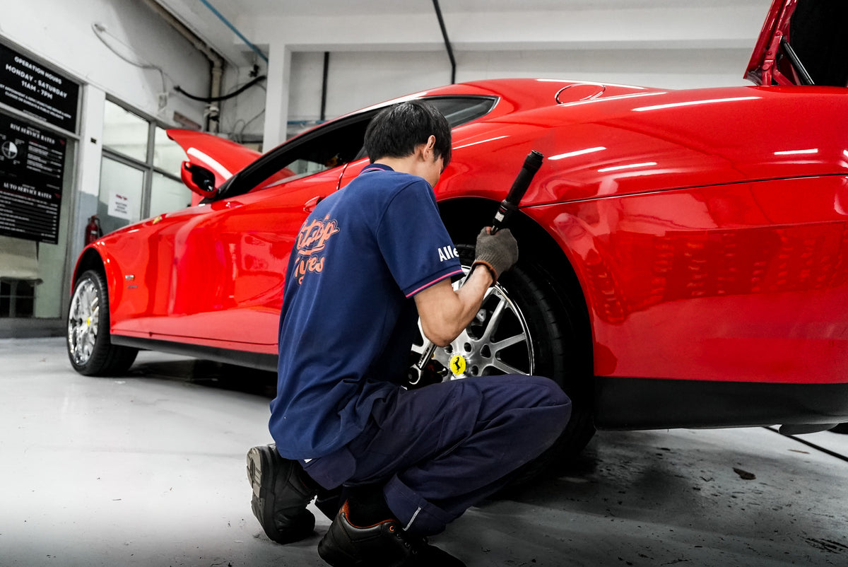 Tyre Change Service in Singapore | Pitstop Auto Club